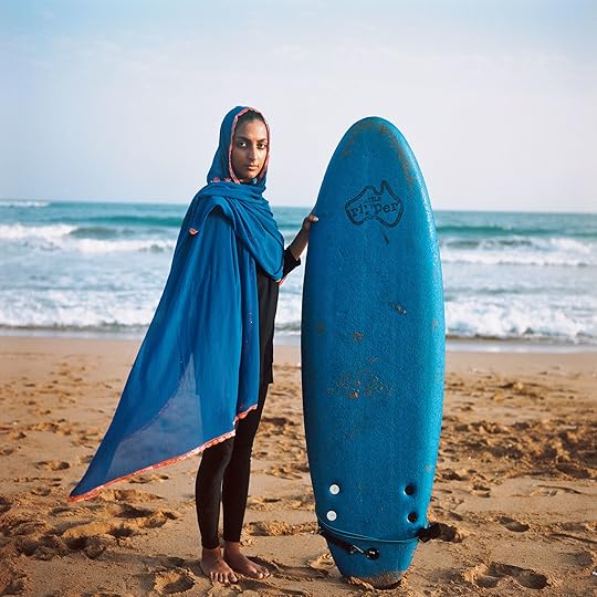 Giulia Frigieri, Shahla Yasini, the first Iranian female surfer, 2017