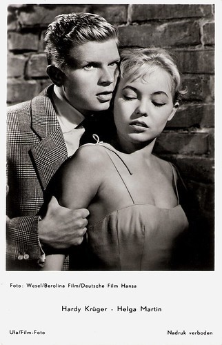 Helga Martin and Hardy Krüger in Banktresor 713 (1957)