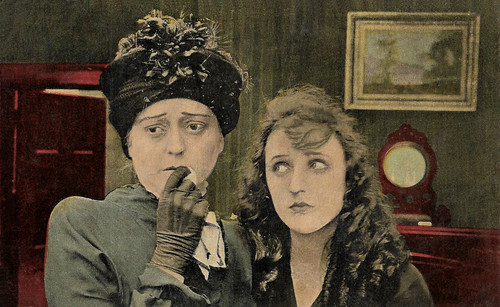 Carmel Myers in The Dream Lady (1918)