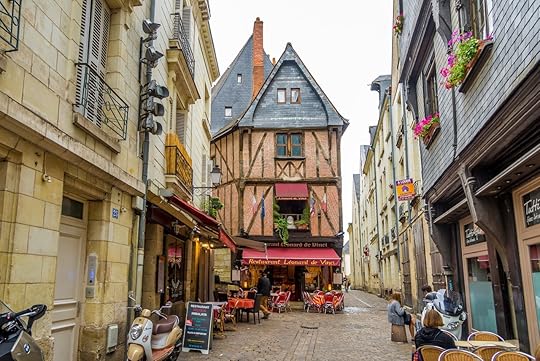 Loire Valley Tours medieval building