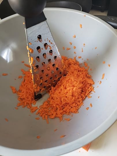 carrotsgrated.jpg