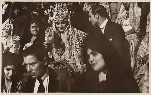 Maria Jacobini and Lido Manetti in in Amore rosso
