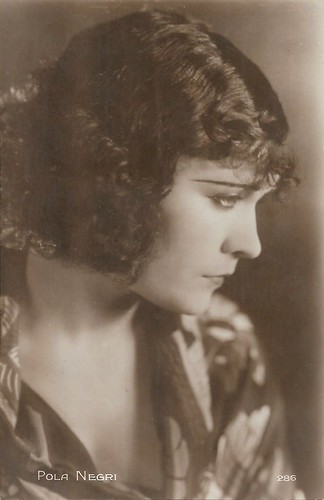 Pola Negri