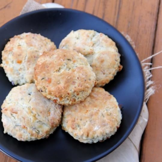 Easy Flakey Buttermilk Biscuits
