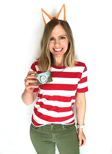 book character costume ideas, last minute halloween costume, fox costume, children's picture book costume, fitz the fox costume, wander new york costume