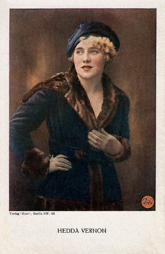 Hedda Vernon (retouched)