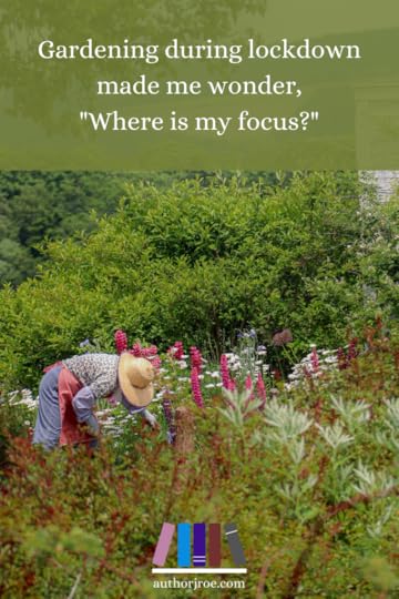 During a crisis, our vision can narrow to what is wrong. But through practicing gratitude and gardening during lockdown, my new focus has helped me fight depression and chronic illness. Whether you are deciding if you should check out gardening for beginners or looking for self-discovery journal prompts, practicing gratitude in your daily life will change you. #gratitude #chronicillness #gardening #mentalhealth
