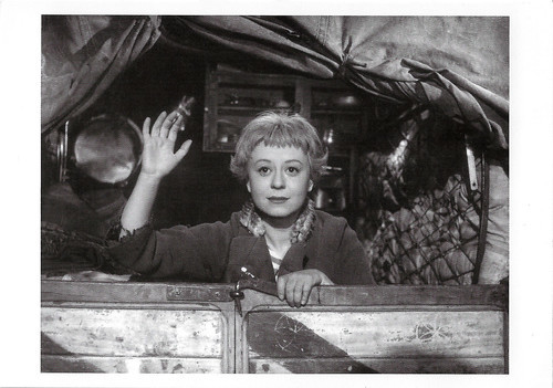 Giulietta Masina in La Strada (1954)