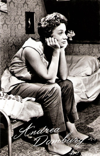 Andrea Domburg in Fanfare (1958)