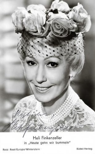 Heli Finkenzeller in Heute gehn wir bummeln (1961)