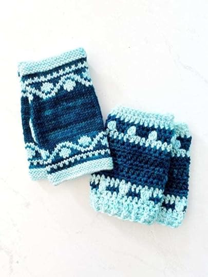 Dots Mitten Patterns for December YarnYAY! Box