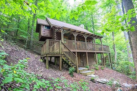 Rustic cabin only minutes from the Blue Ridge Parkway Pigeon Forge Tennessee