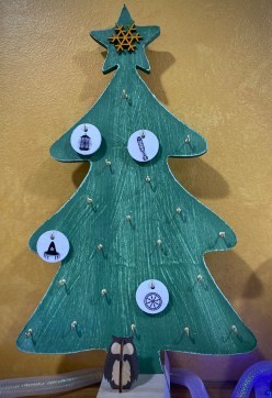 December 4, 2020 Advent Calendar Draw: The Hermit. Click to embiggen