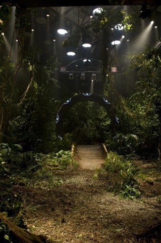 Stargate-universe-29