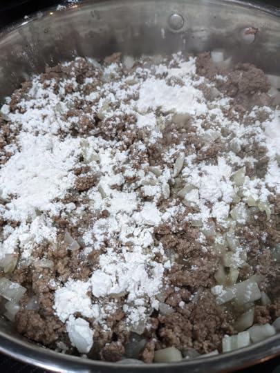 Ground-beef-flour-even