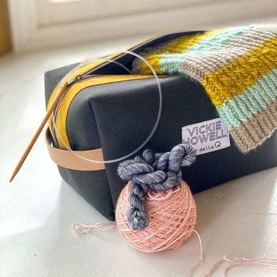 Vickie Howell for Della Q Fella Q Dopp Kit