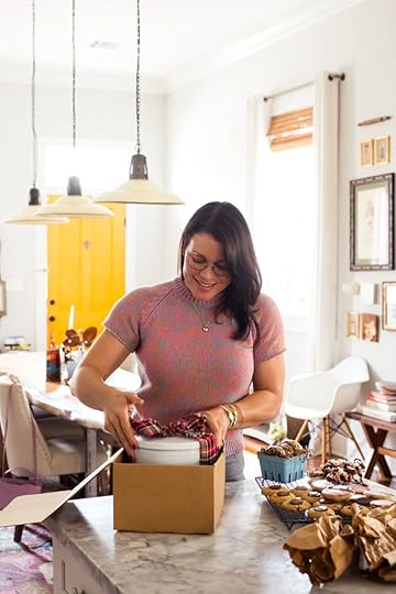 How I Package My Holiday Cookie Tins