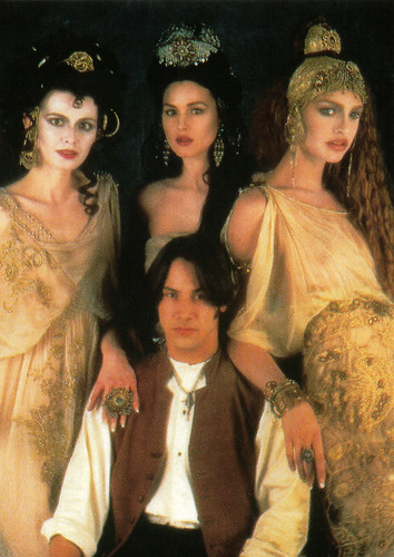 Keanu Reeves, Michaela Bercu, Monica Bellucci and Florina Kendrick in Dracula (1992)