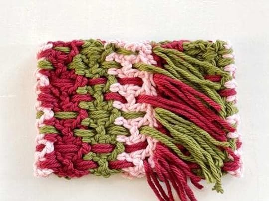 Peppermint Plaid Crochet Cowl by Vickie Howell
