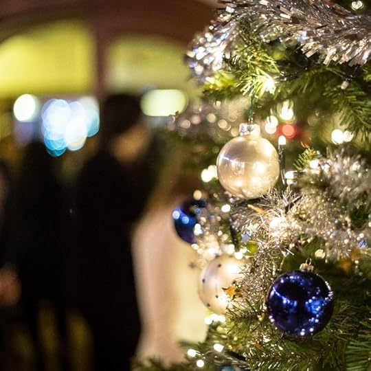 Sharon Wray returns to the Deadly Force world with a Christmas Eve Dinner at Pinckney House in Charleston, SC. And the next course being served is a dessert of Huguenot Torte.