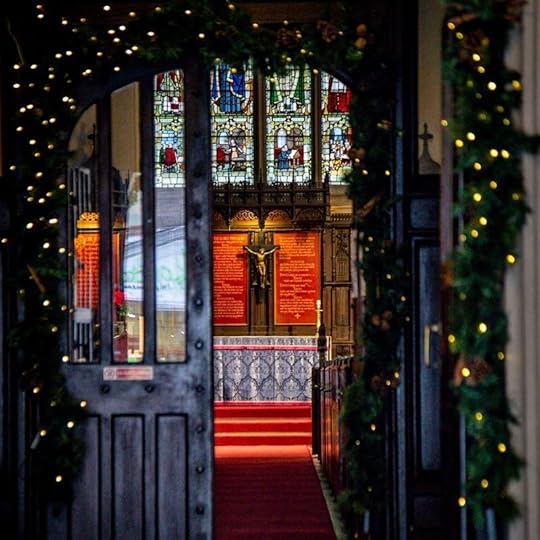 Sharon Wray returns to the Deadly Force world with a Christmas Eve Dinner at Pinckney House in Charleston, SC. And the next course being served is a dessert of Huguenot Torte.