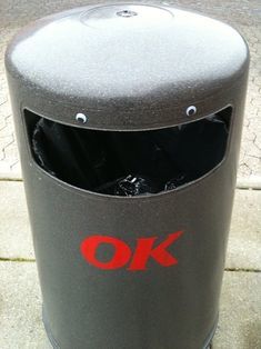 00 trash can