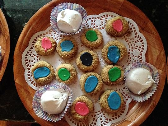 Cookie tray Thumbprint cookies & Meringue