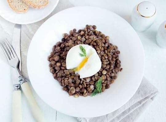 Slide 5 of 17: Lentils provide a quality source of plant-based protein and dietary fiber, so it's great for those who are looking to minimize meat-consumption."Greater consumption of fiber-rich foods has been associated with lower body mass index (BMI) and successful weight management," says Schapiro. For a plant-based and weight-friendly meal, enjoy a lentil soup for lunch or cook up a delicious curry for dinner.