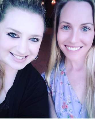 Smart Goals A picture of Jaclyn Johnston and her friend Jordan