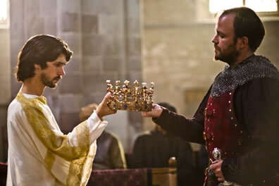 The deposition scene from the Hollow Crown production of Richard II.