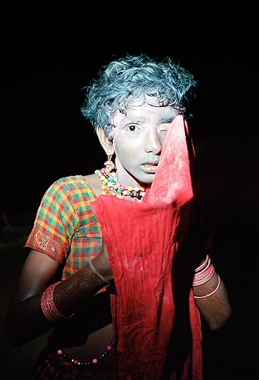 Vasantha Yogananthan, Tear Gas, 2019