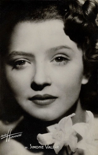 Simone Valère