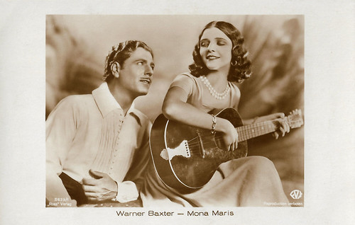 Warner Baxter and Mona Maris in Romance of the Rio Grande (1929)