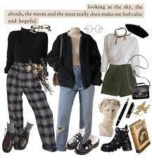 Ah yes, the perfect accessory to any Dark Academia outfit is a Bust to carry around | Aesthetic clothes, Retro outfits, Aesthetic fashion