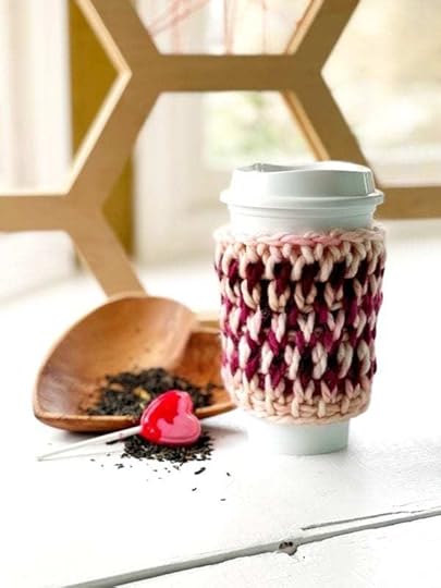 Tunisian Crochet Coffee Cozy: Free Pattern by Vickie Howell