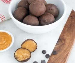 Cookie Dough Bonbons | Plant-Based on a Budget | #cookie #dough #bonbons #vegan #snack #dessert #plantbasedonabudget