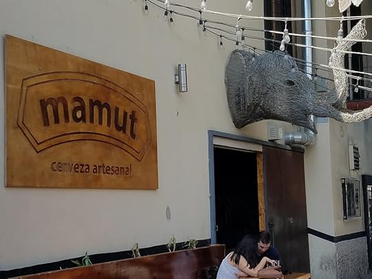 Mamut Craft Beer. Plaza Fiesta, Tijuana.