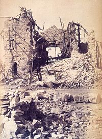 200px-Ruins-church-in-canudos-1897