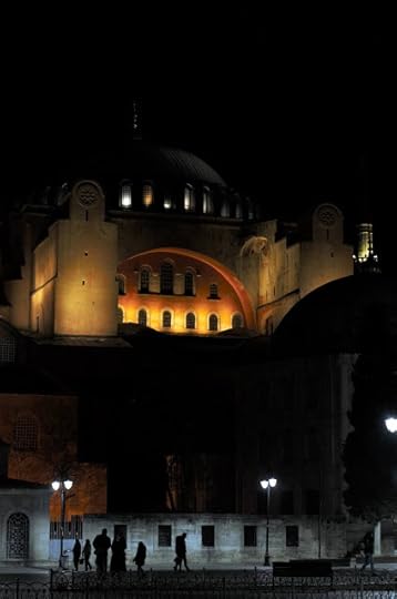 Prin Sultanahmet, Istanbul, Turcia