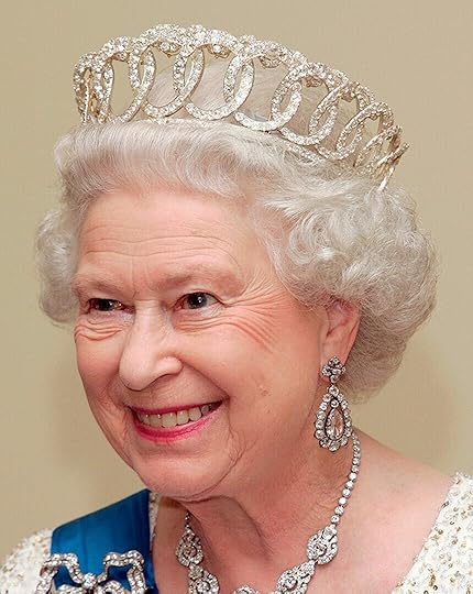 vladimir+tiara+widowed+elizabeth+ii+real.jpg
