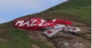mazi rock close up