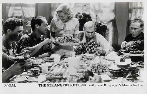 Miriam Hopkins, Stuart Erwin, Franchot Tone and Lionel Barrymore in The Stranger's Return (1933)