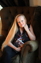 Wendy L. Anderson, author of Ulrik