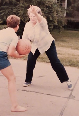 1985 (2)