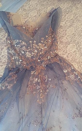 It's still a pretty dress
