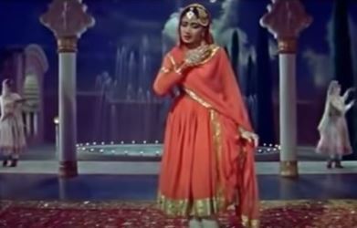 Meena Kumari in Pakeezah