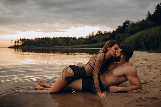 shutterstock_1853421817 small.jpg