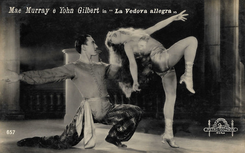 Mae Murray and John Gilbert in The Merry Widow (1925)