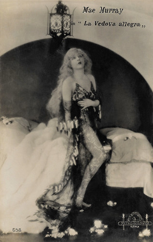 Mae Murray in The Merry Widow (1925)