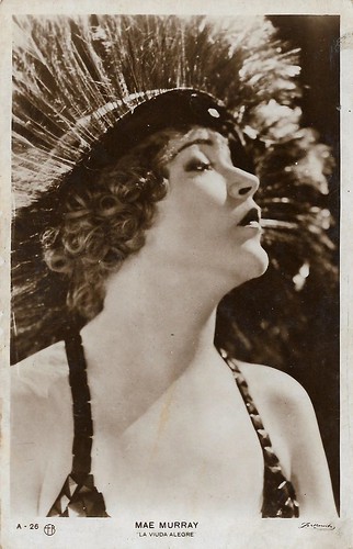 Mae Murray in The Merry Widow